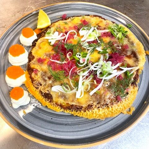 middag med röstipizza hos Rösterian i kockska huset med innergård i Malmö